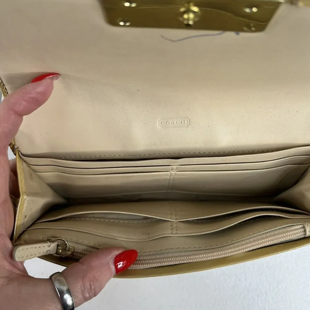 Coach Kristin Envelope Yellow Patent Leather‎ Flap Wallet Clutch ID Checkbook